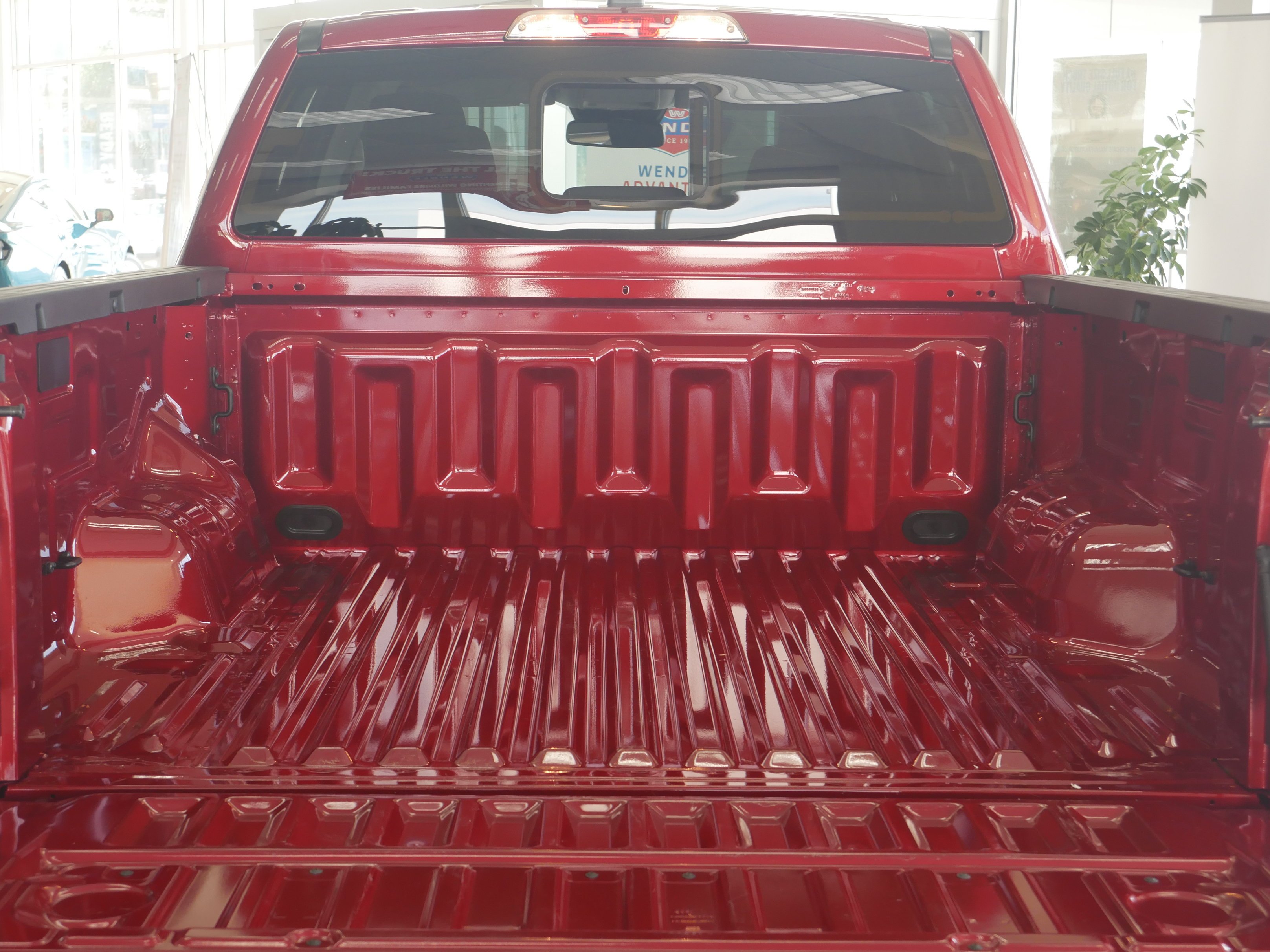 New 2026 Ruby Red Metallic Tinted Clearcoat Ford XLT image 23