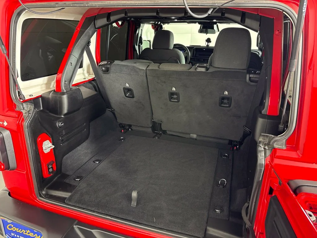 Used 2026 Red Jeep Rubicon image 24