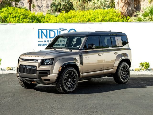 2025 Land Rover Defender 110 Octa P635's photo