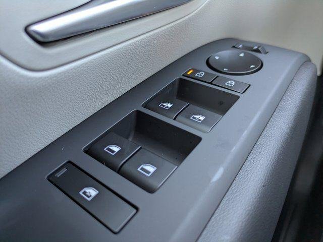 New 2026 Serenity White Pearl Hyundai SEL AWD image 44