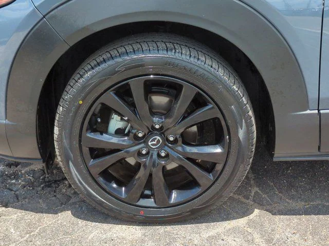 Used 2025 Gray Mazda 2.5 S Carbon Edition image 11