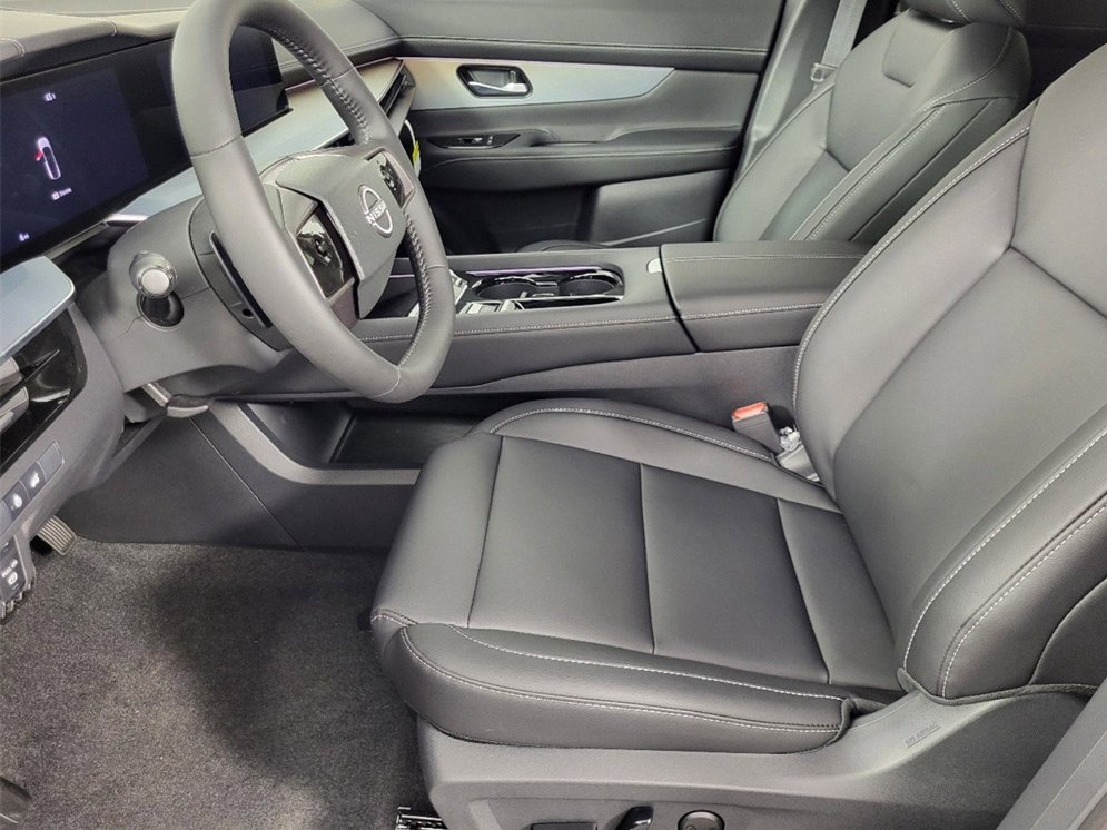 New 2026 Champagne Silver Metallic Nissan SL image 14