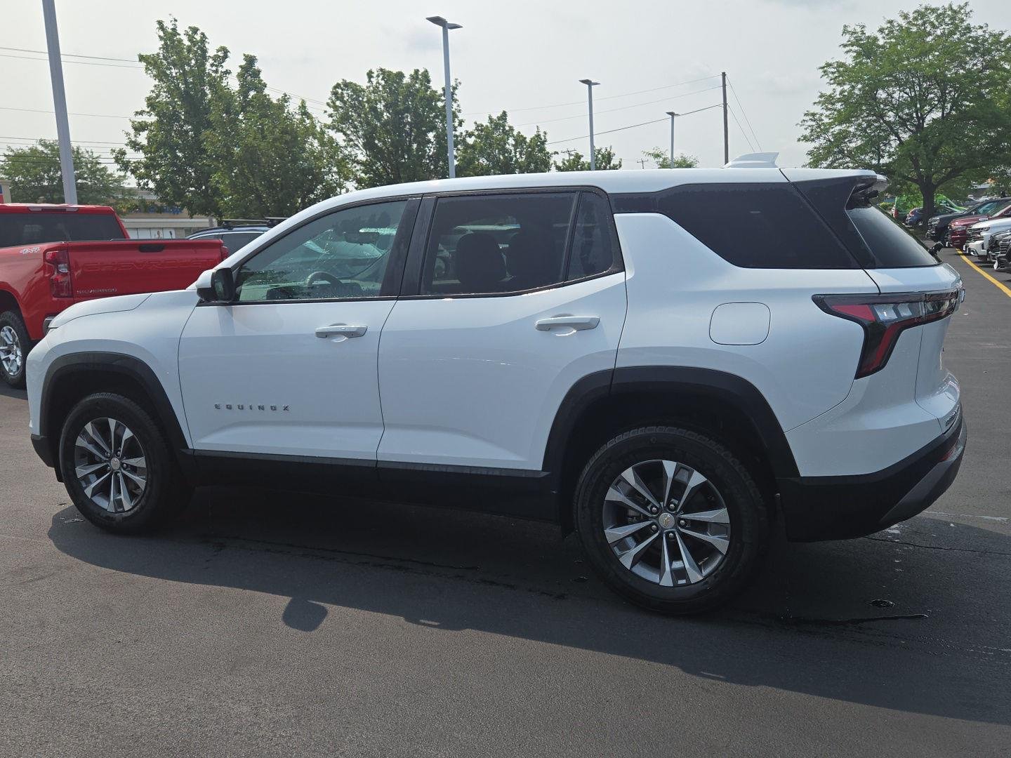 Used 2026 Summit White Chevrolet AWD LT image 2