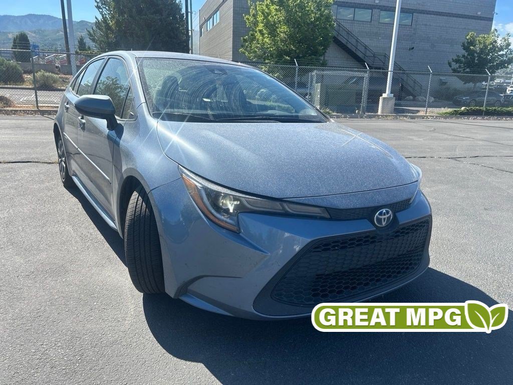 Used 2022 Celestite Toyota LE image 1