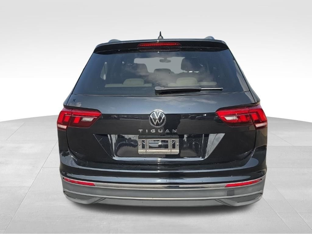 Used 2023 Black Volkswagen 2.0T S image 11