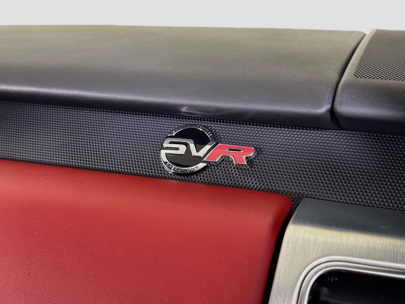 Used 2022 Fuji White Land Rover SVR image 35