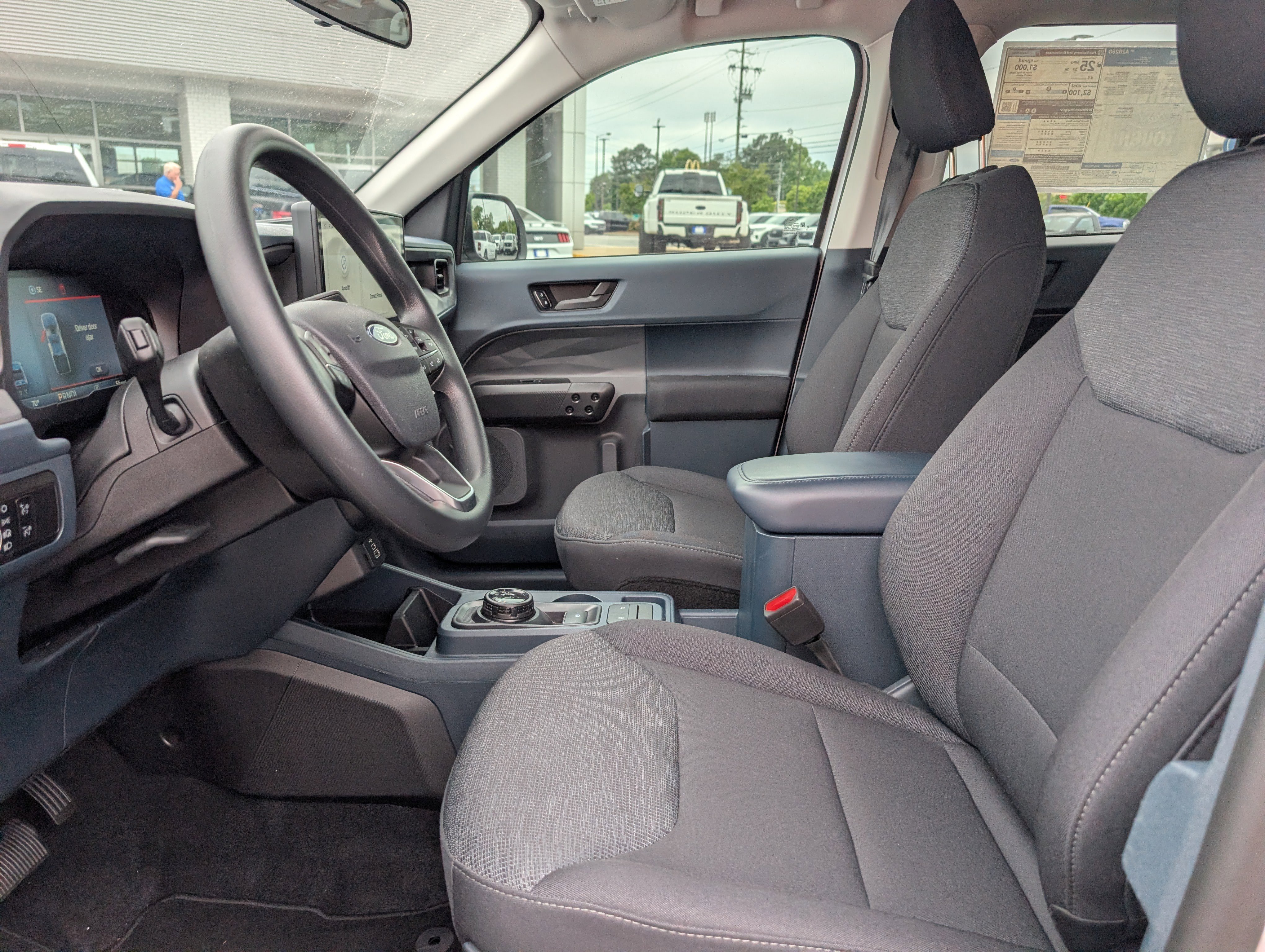 2025 Ford Maverick XL - Photo 18