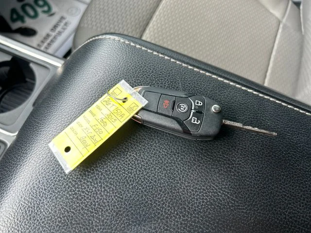 Used 2015 Magnetic Metallic Ford XLT image 27