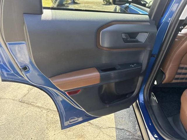 Used 2023 Blue Ford Badlands image 17