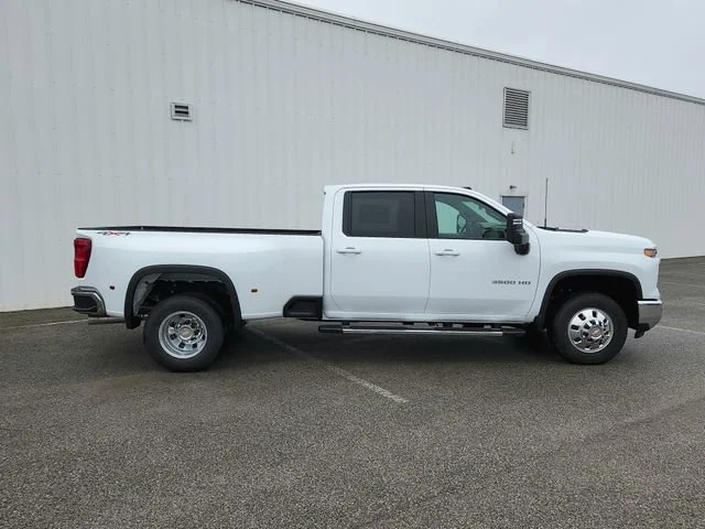 2026 Chevrolet Silverado 3500 HD LT - Photo 8