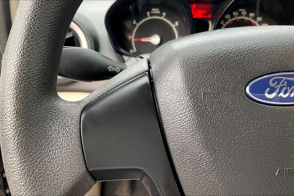 Used 2013 Purple Ford S image 15
