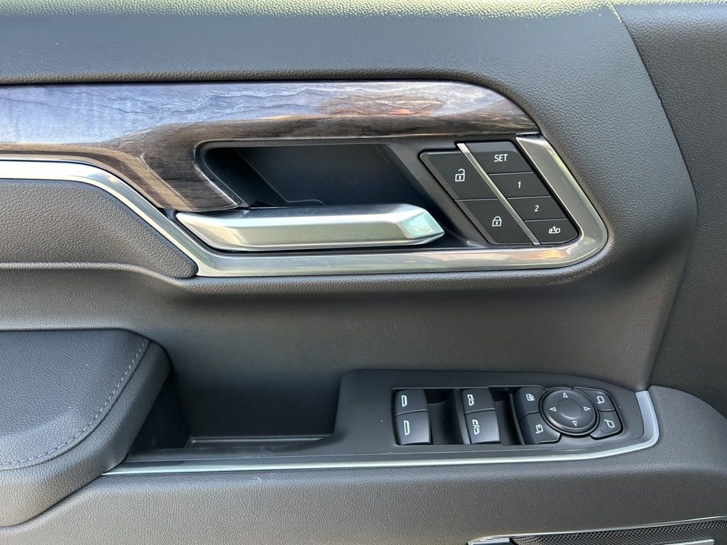 2026 Chevrolet Silverado 1500 LTZ - Photo 18