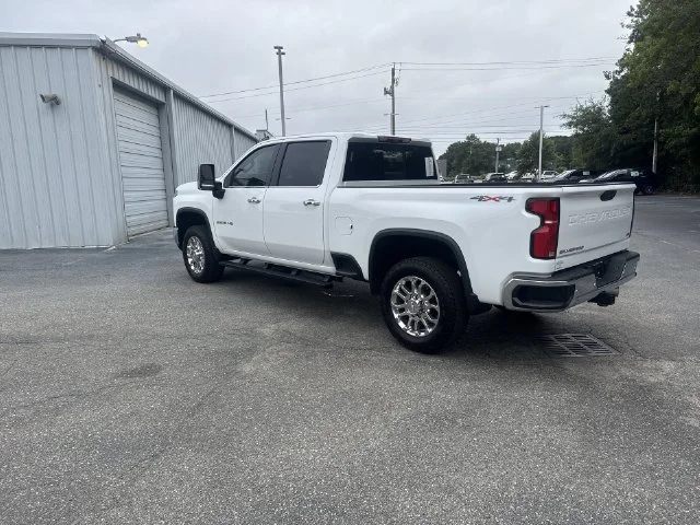 Used 2024 White Chevrolet LTZ image 7