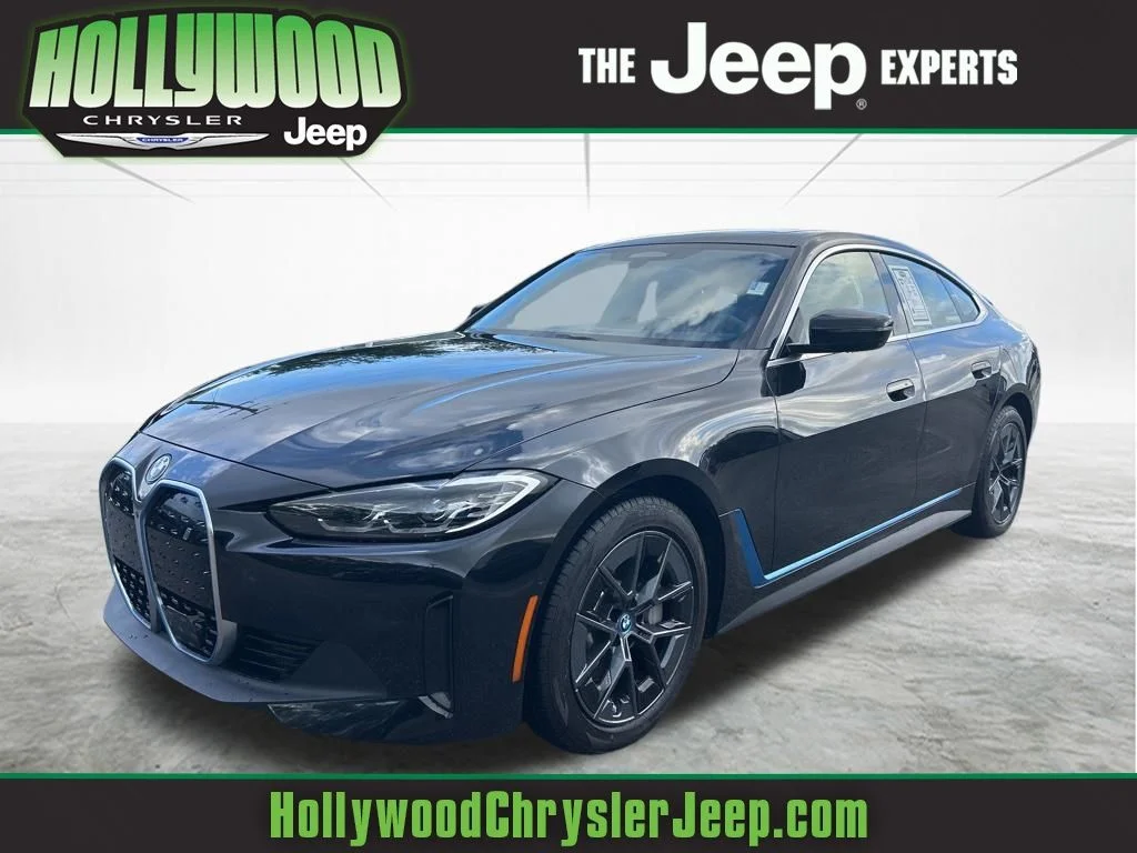 2024 BMW i4 eDrive40's photo
