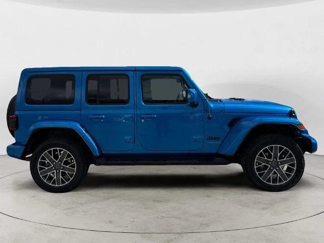 2022 Jeep Wrangler Unlimited High Altitude 4XE - Photo 6