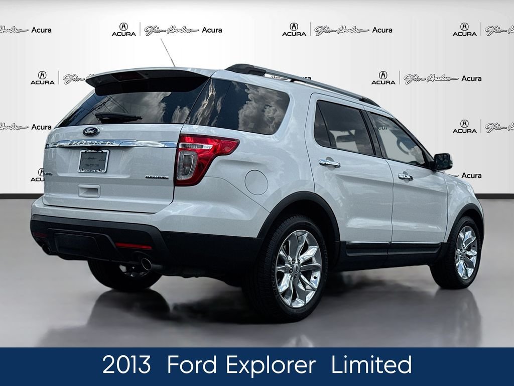 Used 2013 White Ford Limited image 7