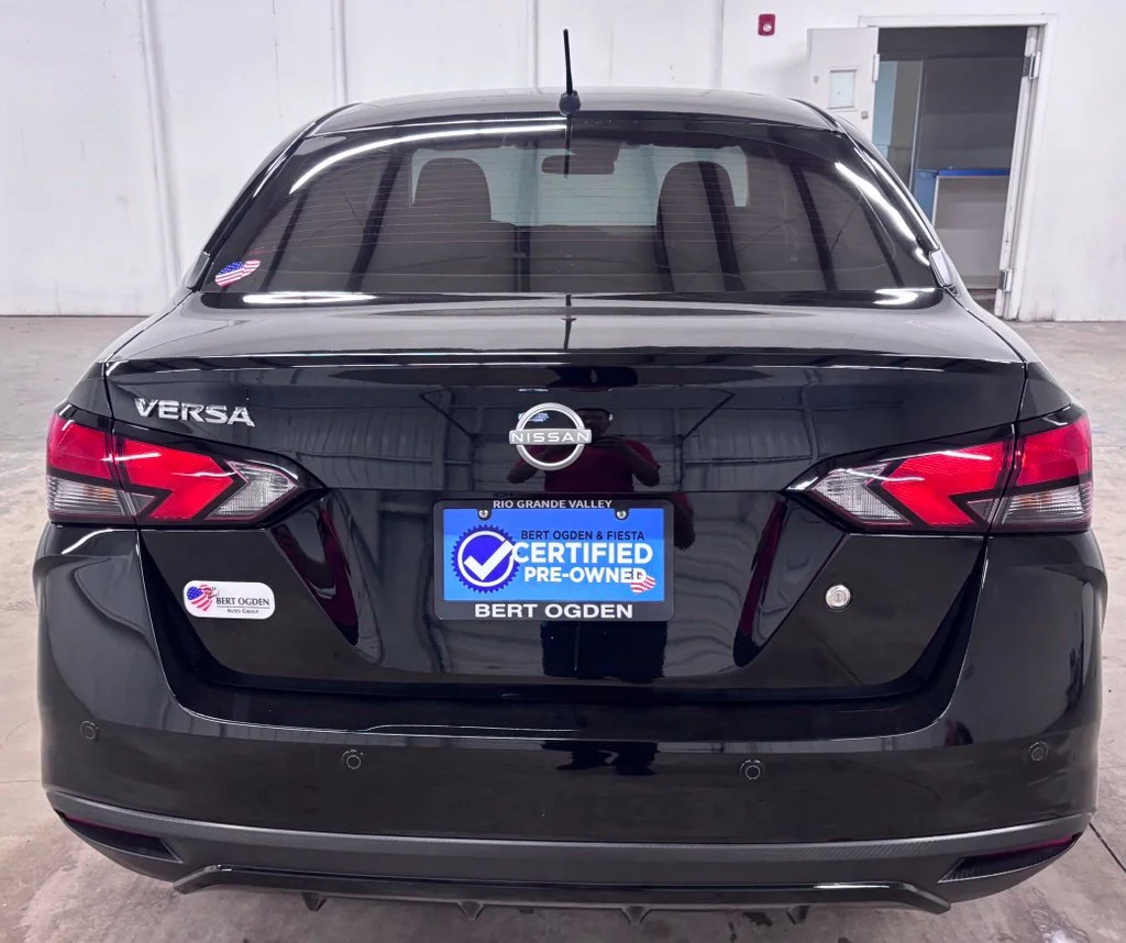 Used 2025 Black Nissan 1.6 S image 5