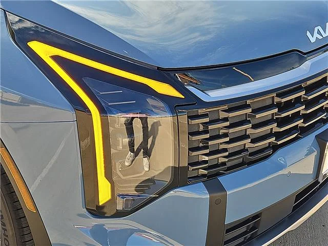 New 2027 Heritage Blue KIA EX All-Wheel Drive image 5