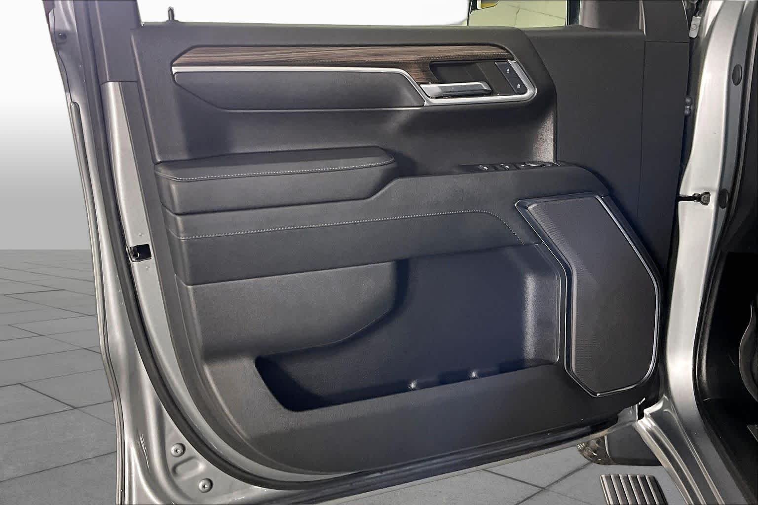 Used 2024 Sterling Gray Metallic Chevrolet RST image 41