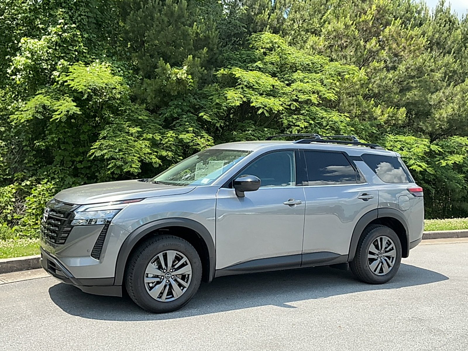 New 2026 Gun Metallic Nissan SV image 4