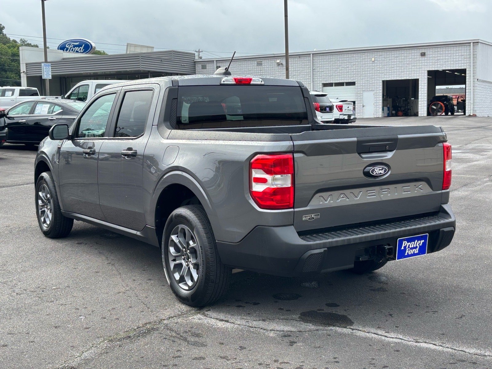 Used 2026 Carbonized Gray Metallic Ford XLT image 3