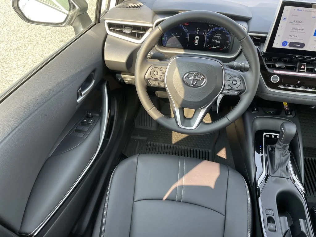 New 2026 Ice Cap Toyota Hybrid XLE image 12