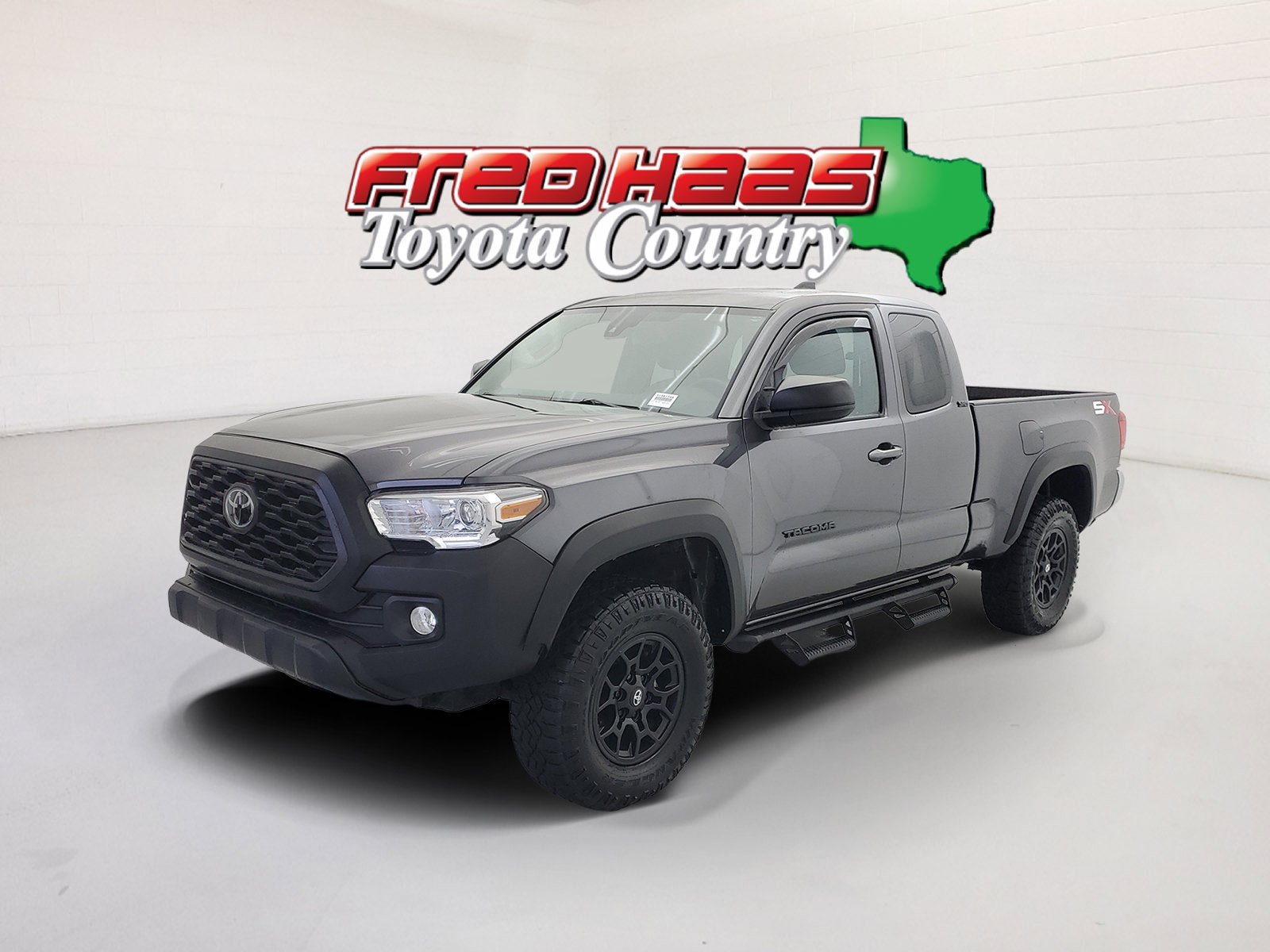 Used 2023 Magnetic Gray Metallic Toyota SR5 image 1