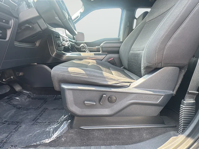 Used 2023 Gray Ford XLT image 18