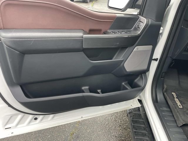 Used 2023 Oxford White Ford Lariat image 16