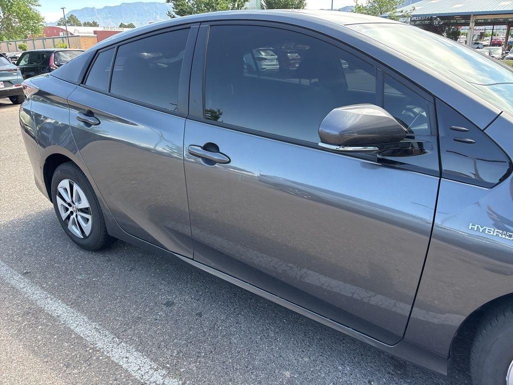 Used 2018 Gray Toyota Two image 13