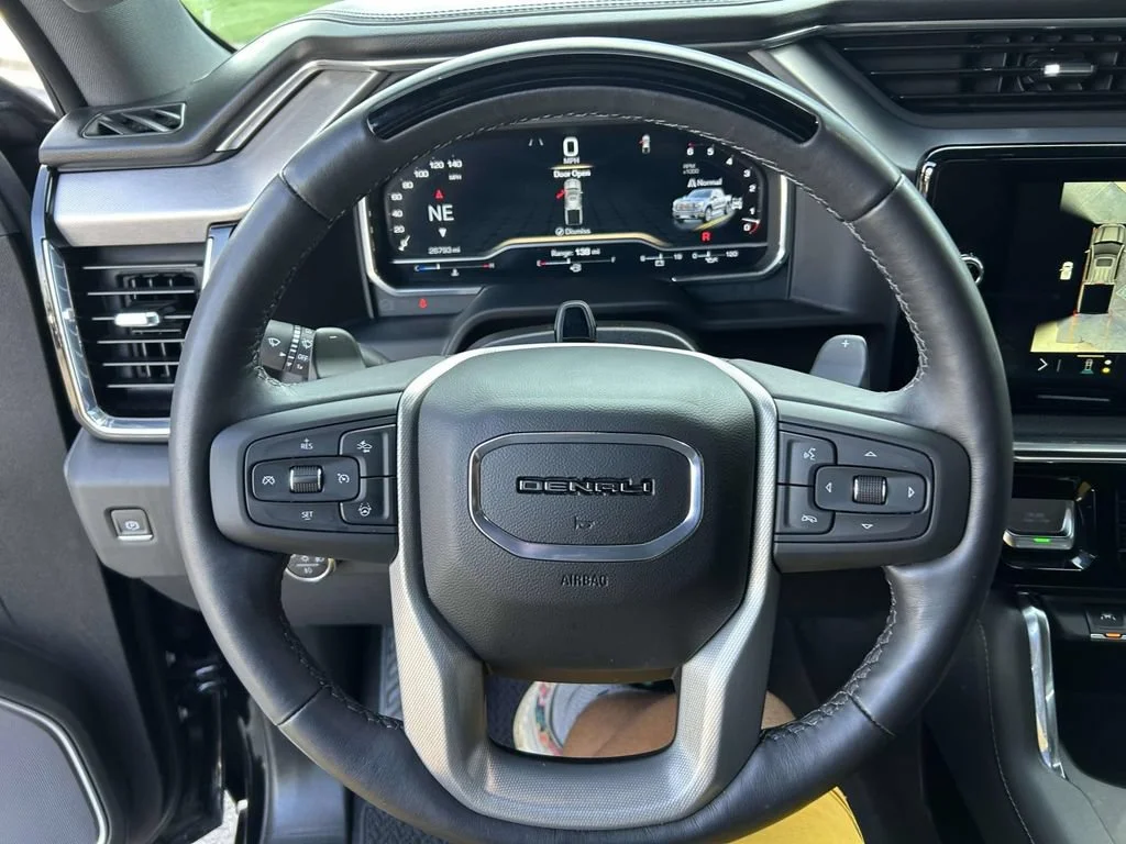 Used 2023 Onyx Black GMC Denali image 26