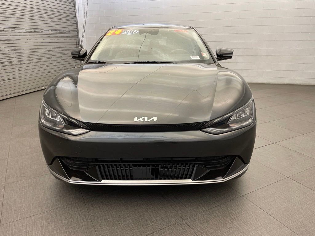 Used 2024 Kia EV6 Wind with VIN KNDC34LAXR5183214 for sale in Phoenix, AZ
