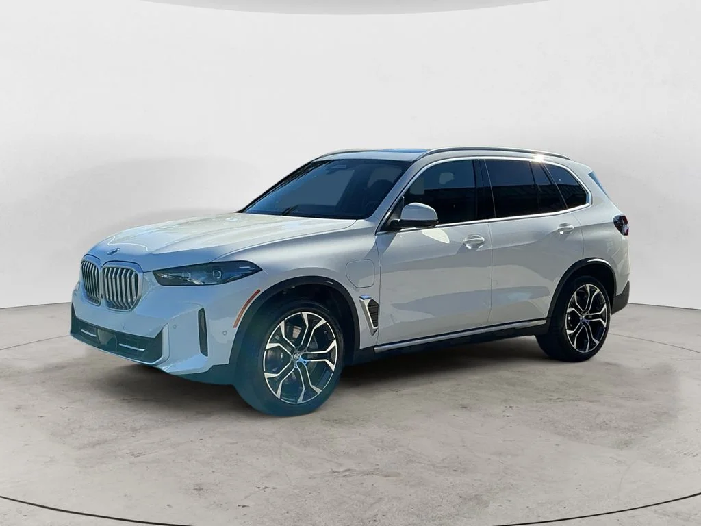 New 2026 White BMW xDrive50e image 1