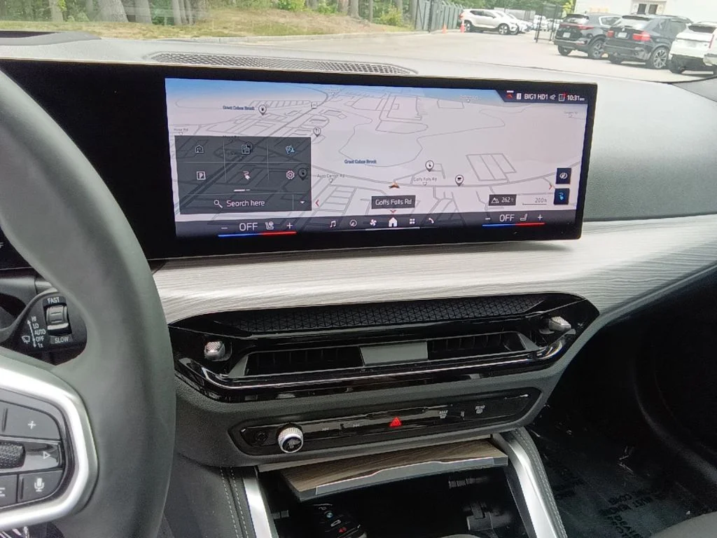 Certified Used 2025 Mineral White Metallic BMW xDrive40 image 17