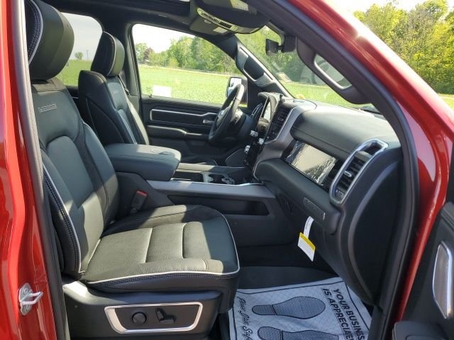 New 2026 Molten Red Pearl-Coat Exterior Paint RAM Laramie image 24