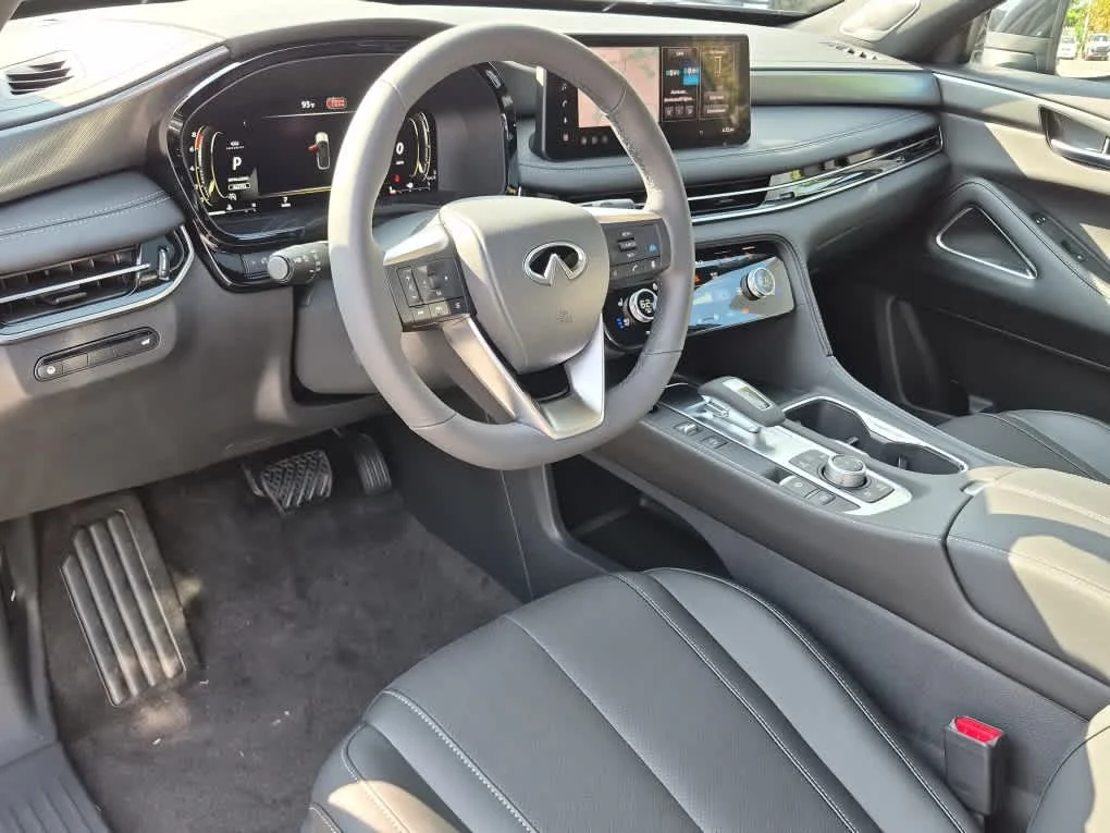 New 2027 MINERAL BLACK INFINITI Sport AWD image 13