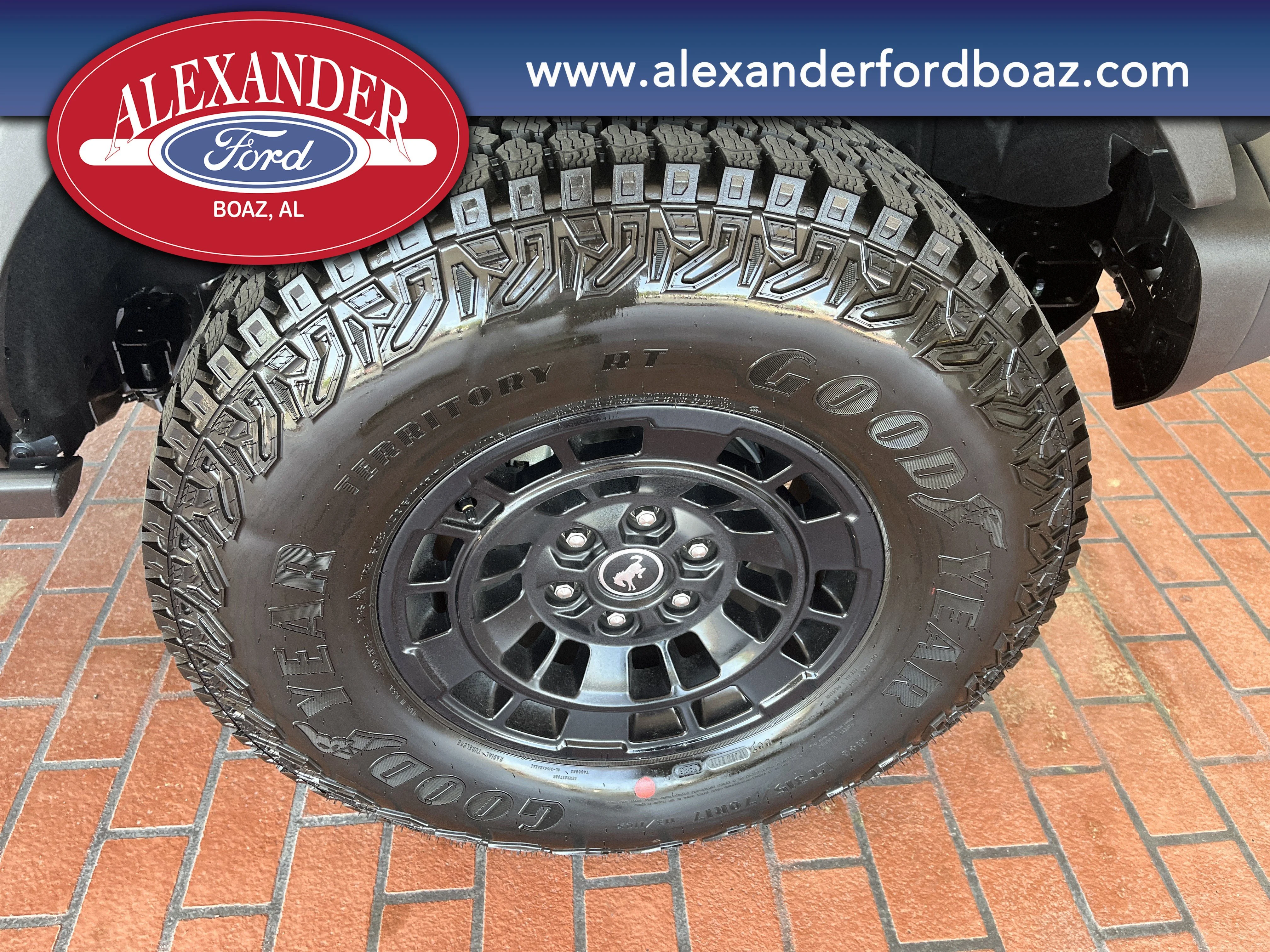 New 2026 Carbonized Gray Metallic Ford Badlands® image 7
