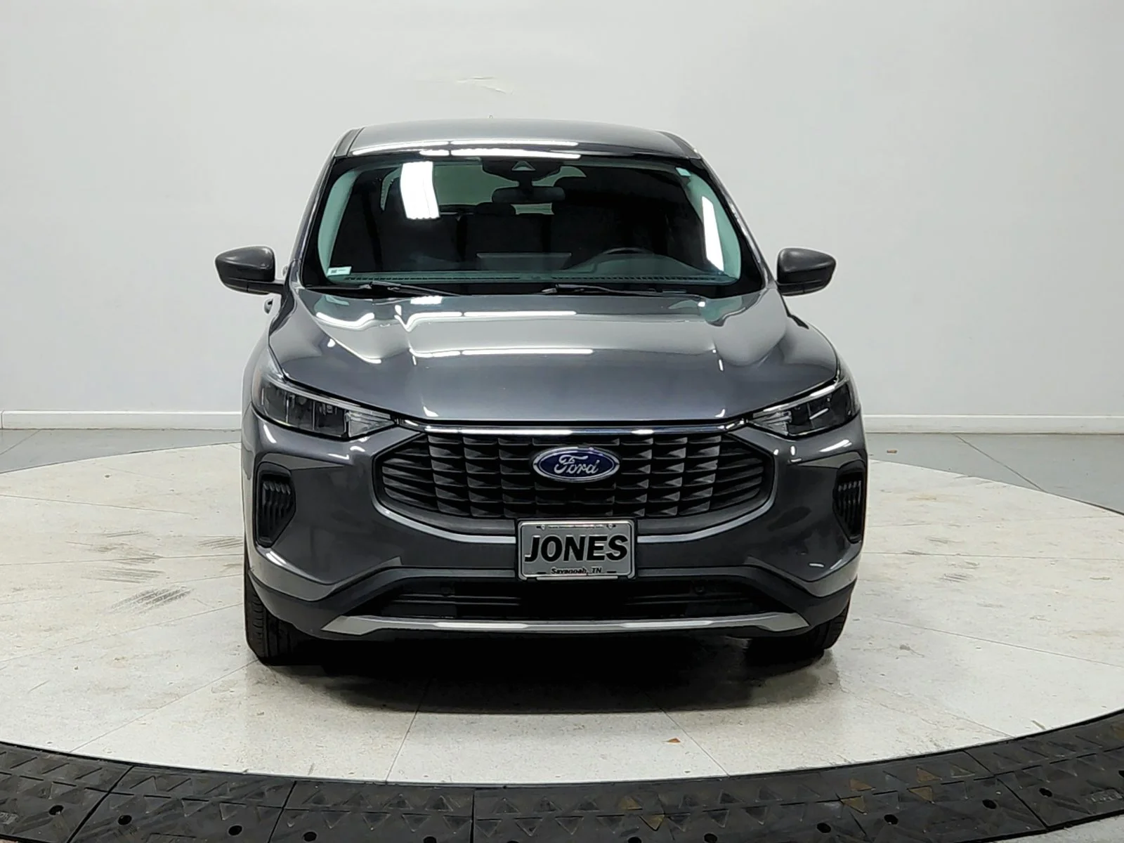 Used 2024 Gray Ford Active image 3