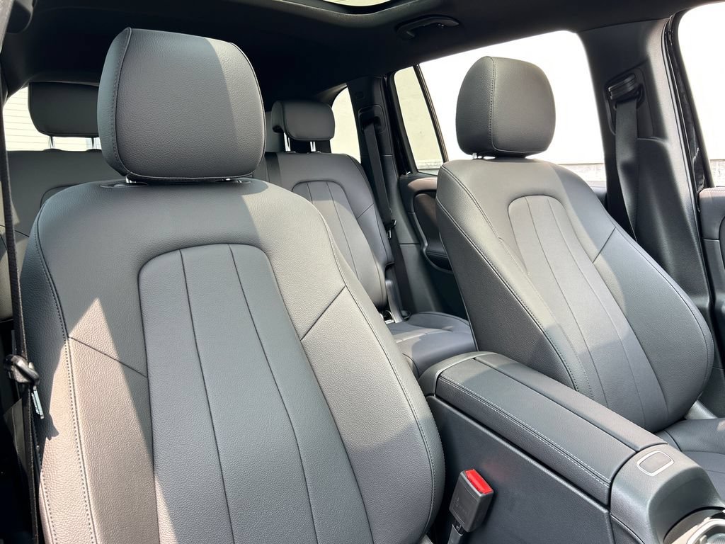 New 2026 Night Black Mercedes-Benz GLB 250 image 66