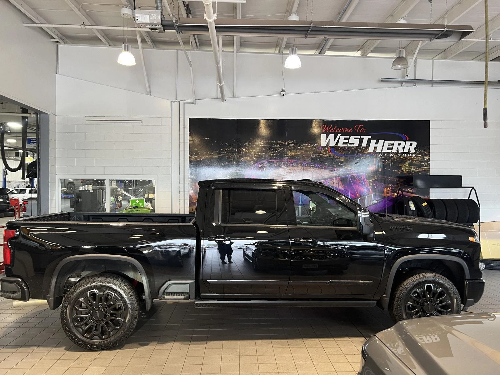Used 2026 Black Chevrolet High Country image 8