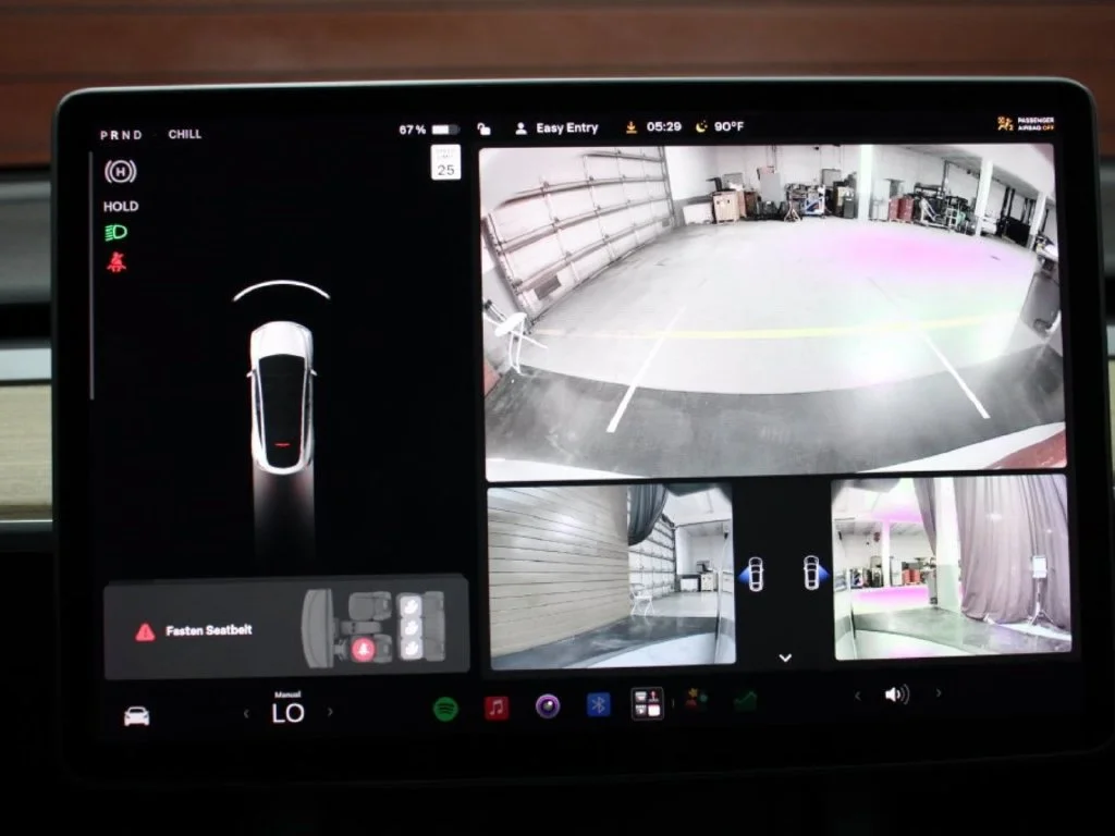 Used 2021 Pearl White Multi-Coat Tesla Long Range image 18