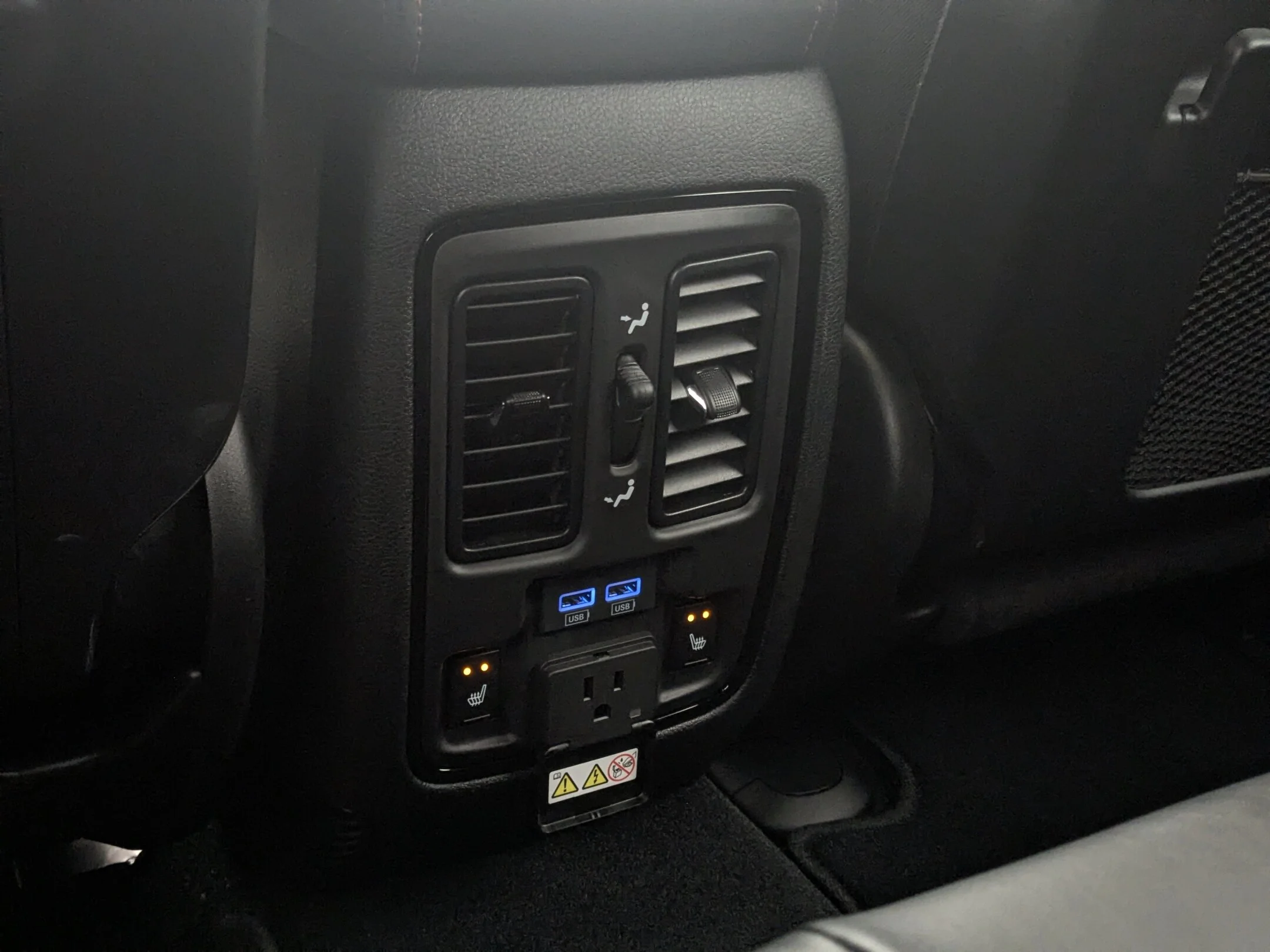 New 2026 Black Dodge GT HEMI V8 Plus - - Blacktop Pkg - Power Sunroof - Adaptive Cruise - Ventilated Seats & More! image 28