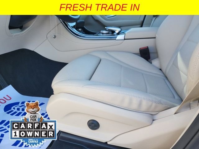 Used 2019 White Mercedes-Benz GLC 300 image 9