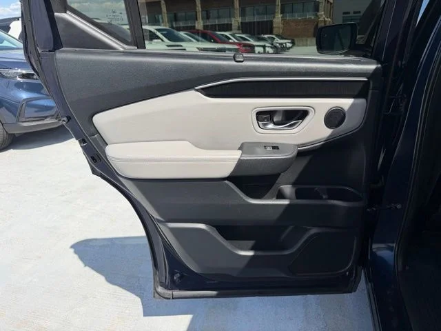 Used 2023  Honda Elite image 13