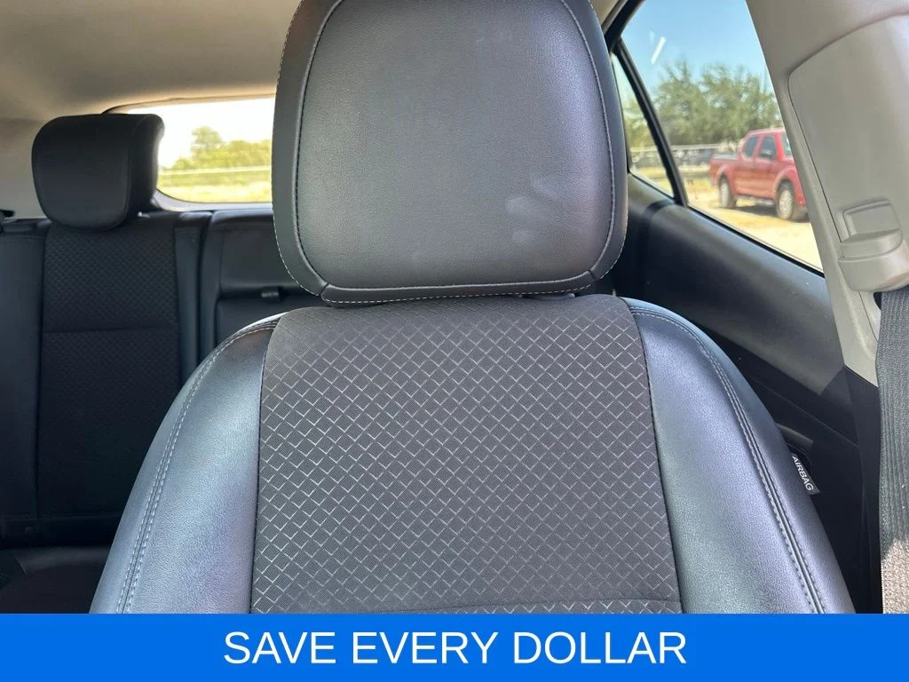 Used 2020 Silver Buick Preferred image 16