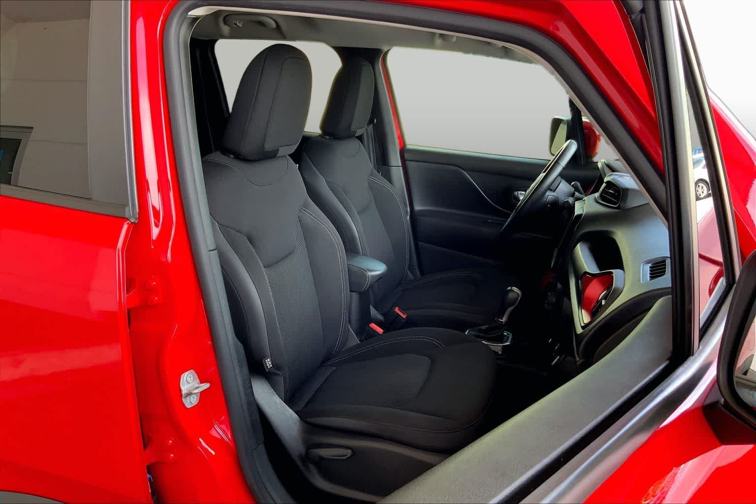 Used 2022 Colorado Red Clearcoat Jeep (RED) Edition image 9