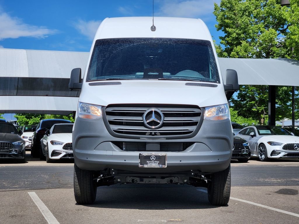 Used 2026 ARCTIC WHITE Mercedes-Benz CARGO image 3