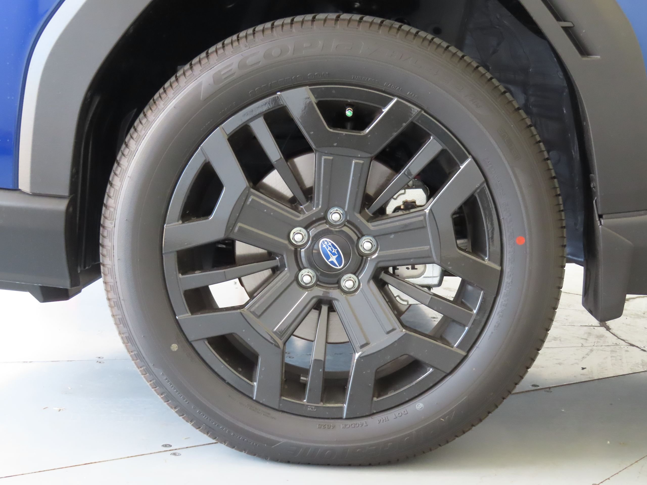 New 2026 SAPPHIRE BLUE PEARL Subaru Limited XT image 27