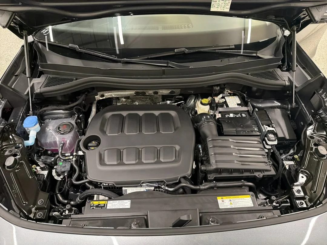 New 2026 Platinum Gray Metallic Volkswagen SE image 11