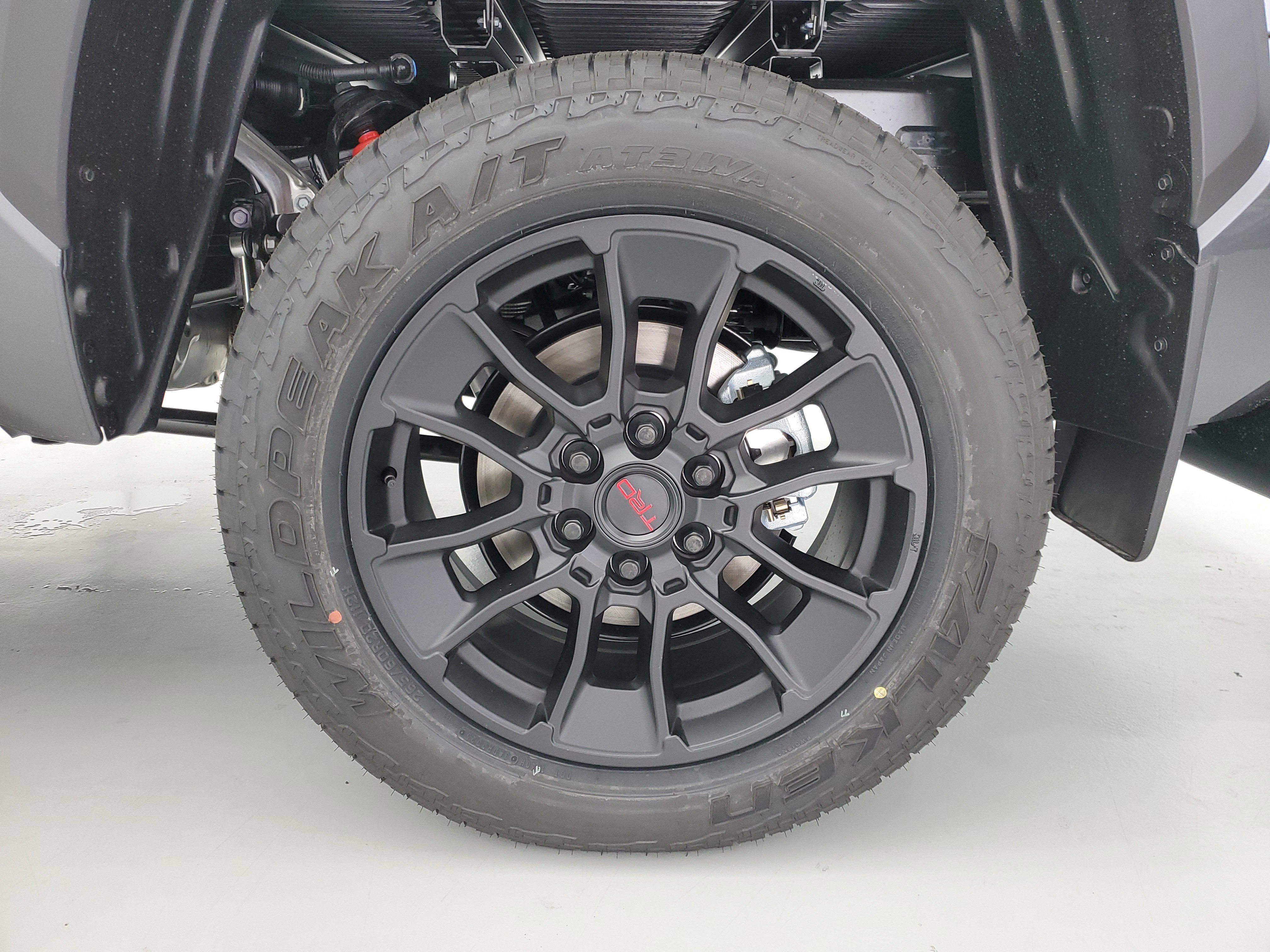 2026 Toyota Tundra Limited - Photo 11